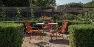 Chaise repas LOOP Collection LOOP - VINCENT SHEPPARD - BUXUS