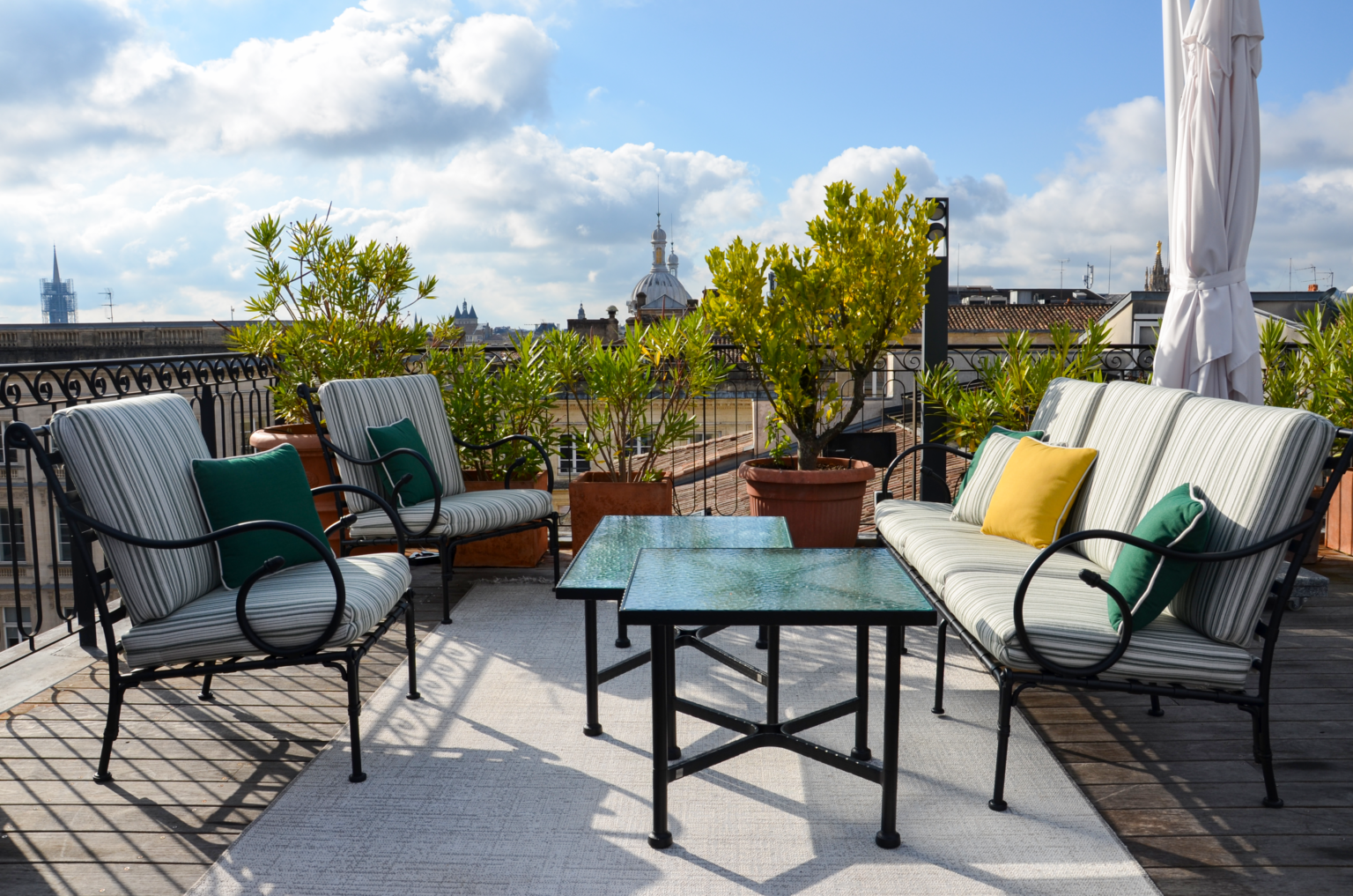 Rooftop Grand Hôtel, Bordeaux mobilier extérieur Buxus