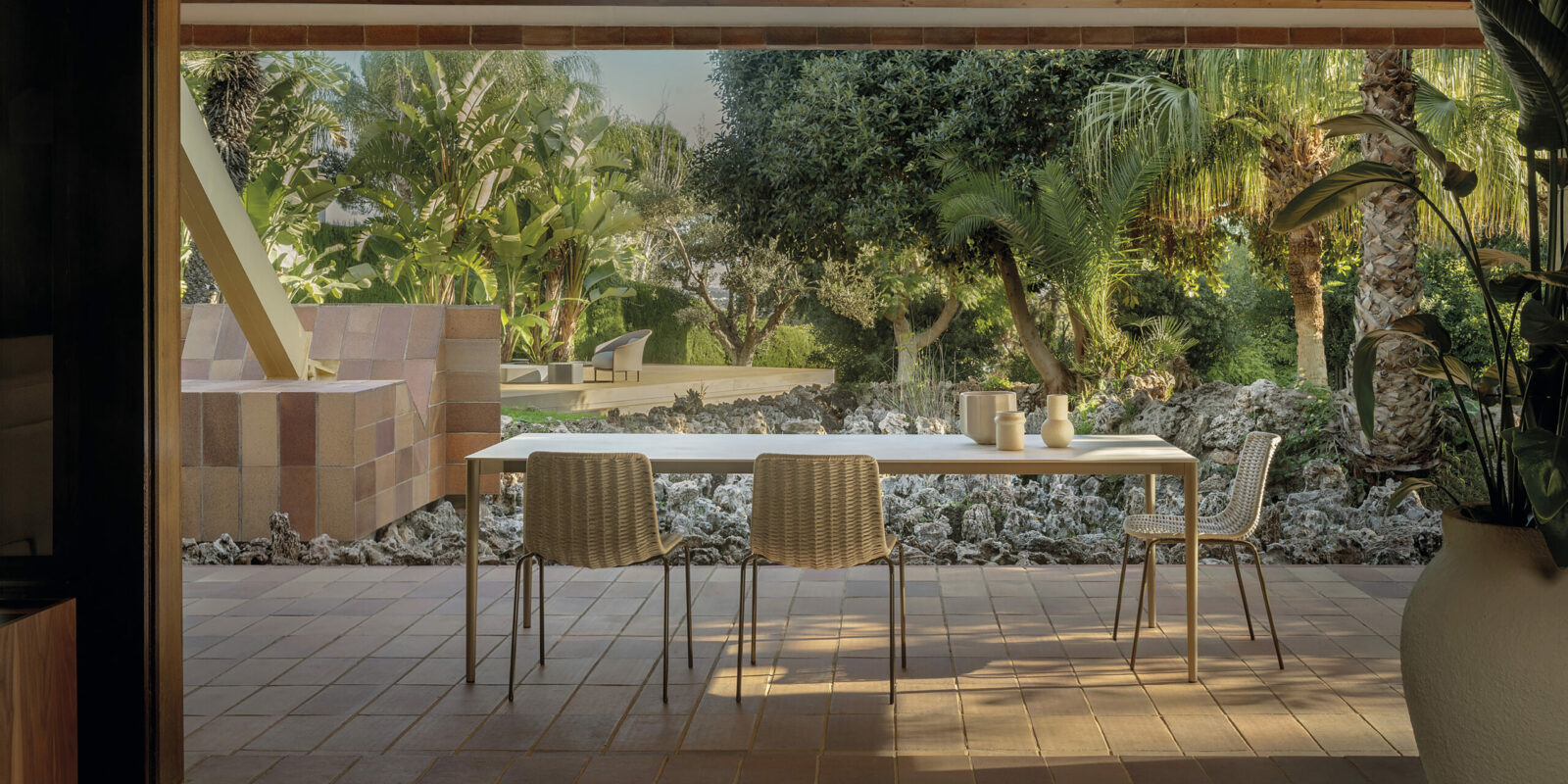 TABLE REPAS NUDE EXPORMIM